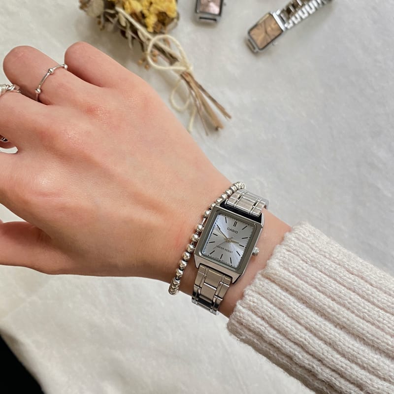 Reloj Casio Tank LTP-V007D-2E Mujer - Análogo - Reloj Reloj Casio original | Compra en Relojchile Chile | Reloj Casio Chile | Reloj Reloj Chile - Reloj hombre chile - Reloj mujer chile - Reloj santiago - Reloj original chile - reloj elegante hombre - reloj casual mujer - reloj resistente al agua - reloj acero inoxidable - reloj deportivo hombre - tienda de relojes online chile