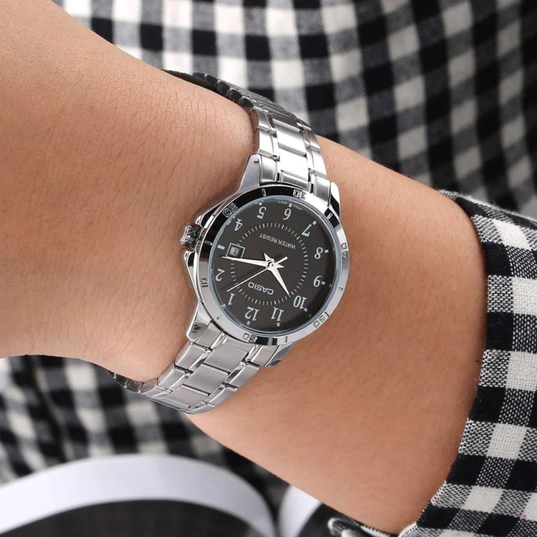 Reloj Casio LTP-V004D-1B Mujer - Análogo - Reloj Reloj Casio original | Compra en Relojchile Chile | Reloj Casio Chile | Reloj Reloj Chile - Reloj hombre chile - Reloj mujer chile - Reloj santiago - Reloj original chile - reloj elegante hombre - reloj casual mujer - reloj resistente al agua - reloj acero inoxidable - reloj deportivo hombre - tienda de relojes online chile