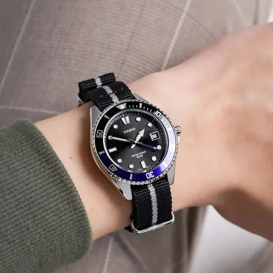 Reloj Casio MDV-10C-1A2V Hombre - Análogo - Reloj Reloj Casio original | Compra en Relojchile Chile | Reloj Casio Chile | Reloj Reloj Chile - Reloj hombre chile - Reloj mujer chile - Reloj santiago - Reloj original chile - reloj elegante hombre - reloj casual mujer - reloj resistente al agua - reloj acero inoxidable - reloj deportivo hombre - tienda de relojes online chile