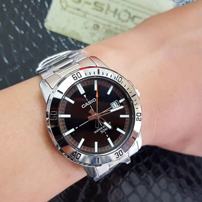 Reloj Casio MTP-VD01D-1E2V Hombre - Análogo - Reloj Reloj Casio original | Compra en Relojchile Chile | Reloj Casio Chile | Reloj Reloj Chile - Reloj hombre chile - Reloj mujer chile - Reloj santiago - Reloj original chile - reloj elegante hombre - reloj casual mujer - reloj resistente al agua - reloj acero inoxidable - reloj deportivo hombre - tienda de relojes online chile