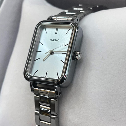 Reloj Análogo Casio LTP-V009D-2E Mujer - Reloj Reloj Casio original | Compra en Relojchile Chile | Reloj Casio Chile | Reloj Reloj Chile - Reloj hombre chile - Reloj mujer chile - Reloj santiago - Reloj original chile - reloj elegante hombre - reloj casual mujer - reloj resistente al agua - reloj acero inoxidable - reloj deportivo hombre - tienda de relojes online chile