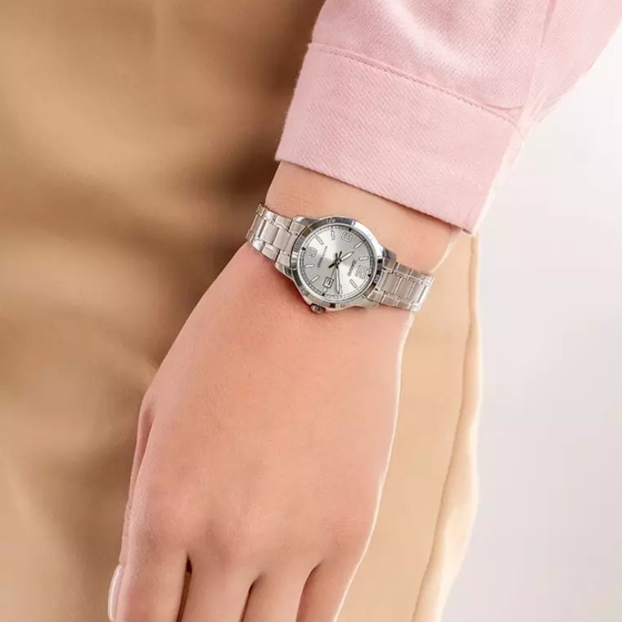 Reloj Casio LTP-V004D-7B2 Mujer - Análogo - Reloj Reloj Casio original | Compra en Relojchile Chile | Reloj Casio Chile | Reloj Reloj Chile - Reloj hombre chile - Reloj mujer chile - Reloj santiago - Reloj original chile - reloj elegante hombre - reloj casual mujer - reloj resistente al agua - reloj acero inoxidable - reloj deportivo hombre - tienda de relojes online chile