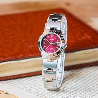 Reloj Casio LTP-1241D-4A2 Mujer - Análogo - Reloj Reloj Casio original | Compra en Relojchile Chile | Reloj Casio Chile | Reloj Reloj Chile - Reloj hombre chile - Reloj mujer chile - Reloj santiago - Reloj original chile - reloj elegante hombre - reloj casual mujer - reloj resistente al agua - reloj acero inoxidable - reloj deportivo hombre - tienda de relojes online chile