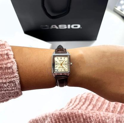 Reloj Casio Tank LTP-V007L-9E Mujer - Análogo - Reloj Reloj Casio original | Compra en Relojchile Chile | Reloj Casio Chile | Reloj Reloj Chile - Reloj hombre chile - Reloj mujer chile - Reloj santiago - Reloj original chile - reloj elegante hombre - reloj casual mujer - reloj resistente al agua - reloj acero inoxidable - reloj deportivo hombre - tienda de relojes online chile