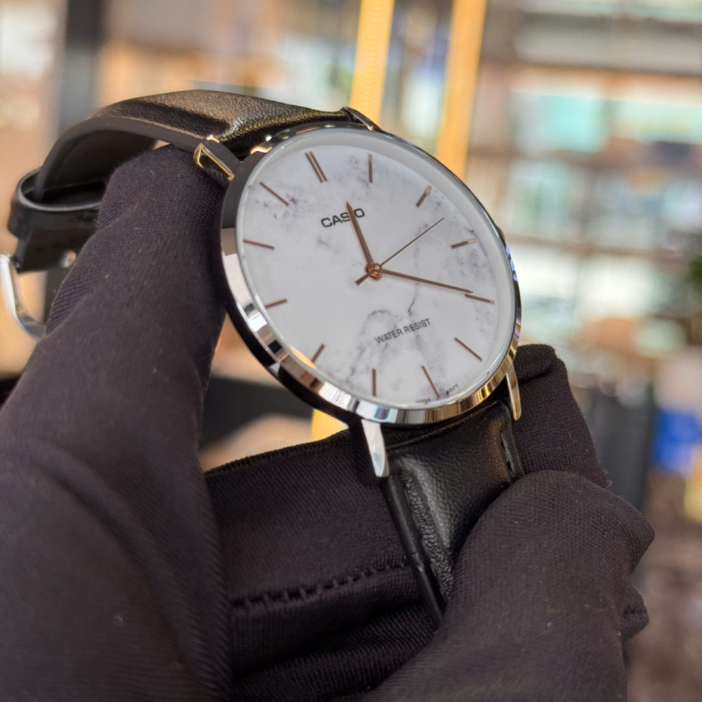 Reloj Casio MTP-VT01LM-7A Hombre - Análogo - Reloj Reloj Casio original | Compra en Relojchile Chile | Reloj Casio Chile | Reloj Reloj Chile - Reloj hombre chile - Reloj mujer chile - Reloj santiago - Reloj original chile - reloj elegante hombre - reloj casual mujer - reloj resistente al agua - reloj acero inoxidable - reloj deportivo hombre - tienda de relojes online chile