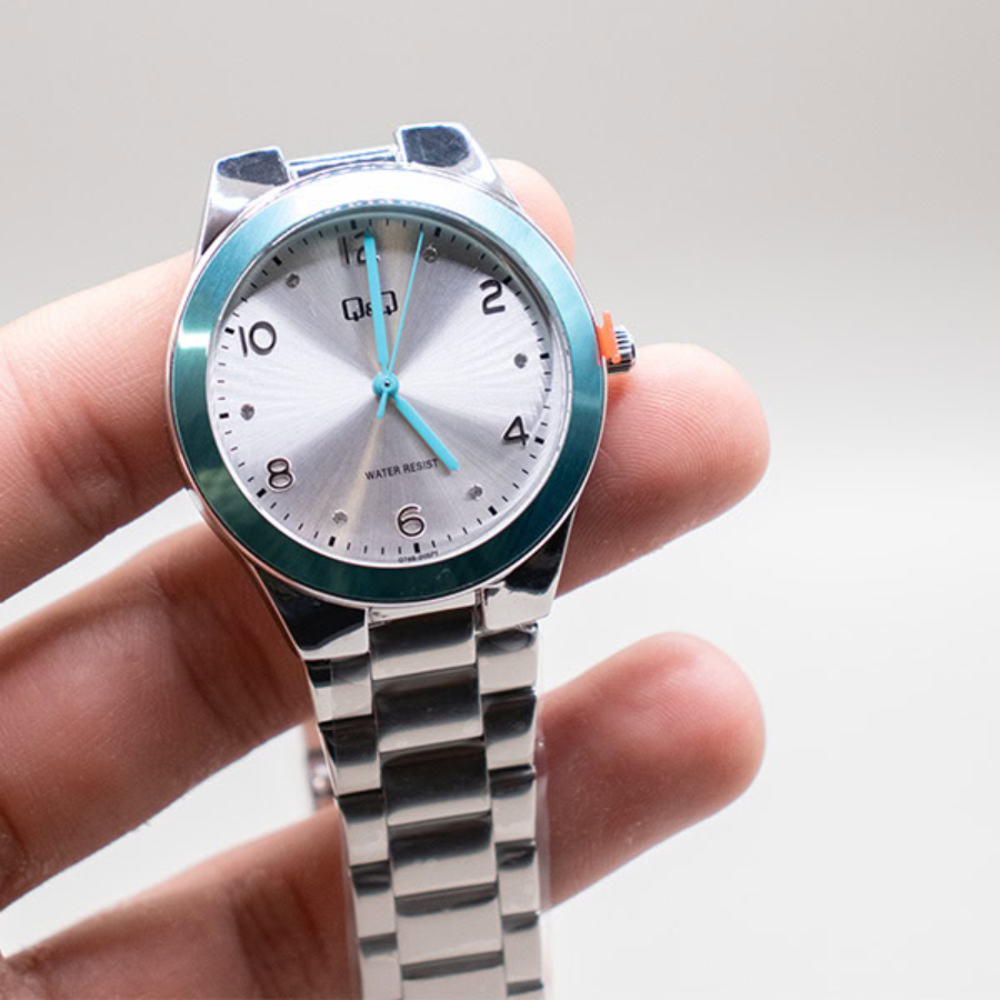 Reloj Q&Q Analogo Q78B-005PY Mujer