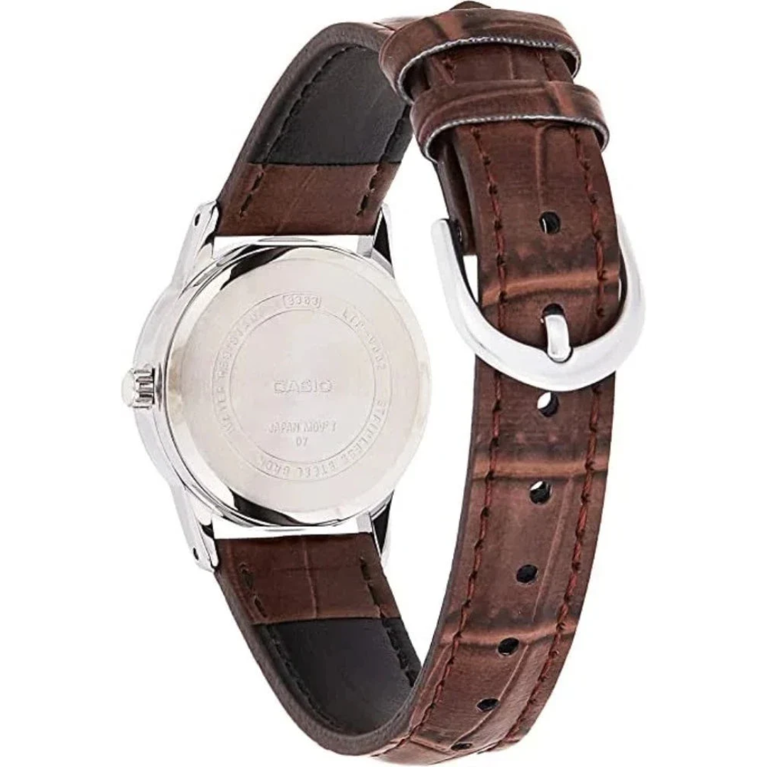 Reloj Casio MTP-V002L-7B2 Hombre - Análogo - Reloj Reloj Casio original | Compra en Relojchile Chile | Reloj Casio Chile | Reloj Reloj Chile - Reloj hombre chile - Reloj mujer chile - Reloj santiago - Reloj original chile - reloj elegante hombre - reloj casual mujer - reloj resistente al agua - reloj acero inoxidable - reloj deportivo hombre - tienda de relojes online chile