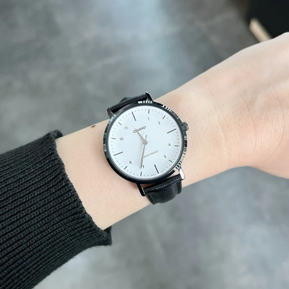 Reloj Casio LTP-VT03BL-7B Mujer - Reloj Reloj Casio original | Compra en Relojchile Chile | Reloj Casio Chile | Reloj Reloj Chile - Reloj hombre chile - Reloj mujer chile - Reloj santiago - Reloj original chile - reloj elegante hombre - reloj casual mujer - reloj resistente al agua - reloj acero inoxidable - reloj deportivo hombre - tienda de relojes online chile