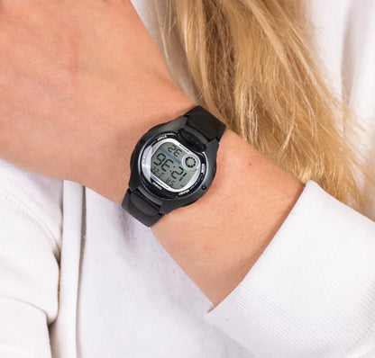 Reloj Casio LW-200-1BV Mujer - Digital - Reloj Reloj Casio original | Compra en Relojchile Chile | Reloj Casio Chile | Reloj Reloj Chile - Reloj hombre chile - Reloj mujer chile - Reloj santiago - Reloj original chile - reloj elegante hombre - reloj casual mujer - reloj resistente al agua - reloj acero inoxidable - reloj deportivo hombre - tienda de relojes online chile