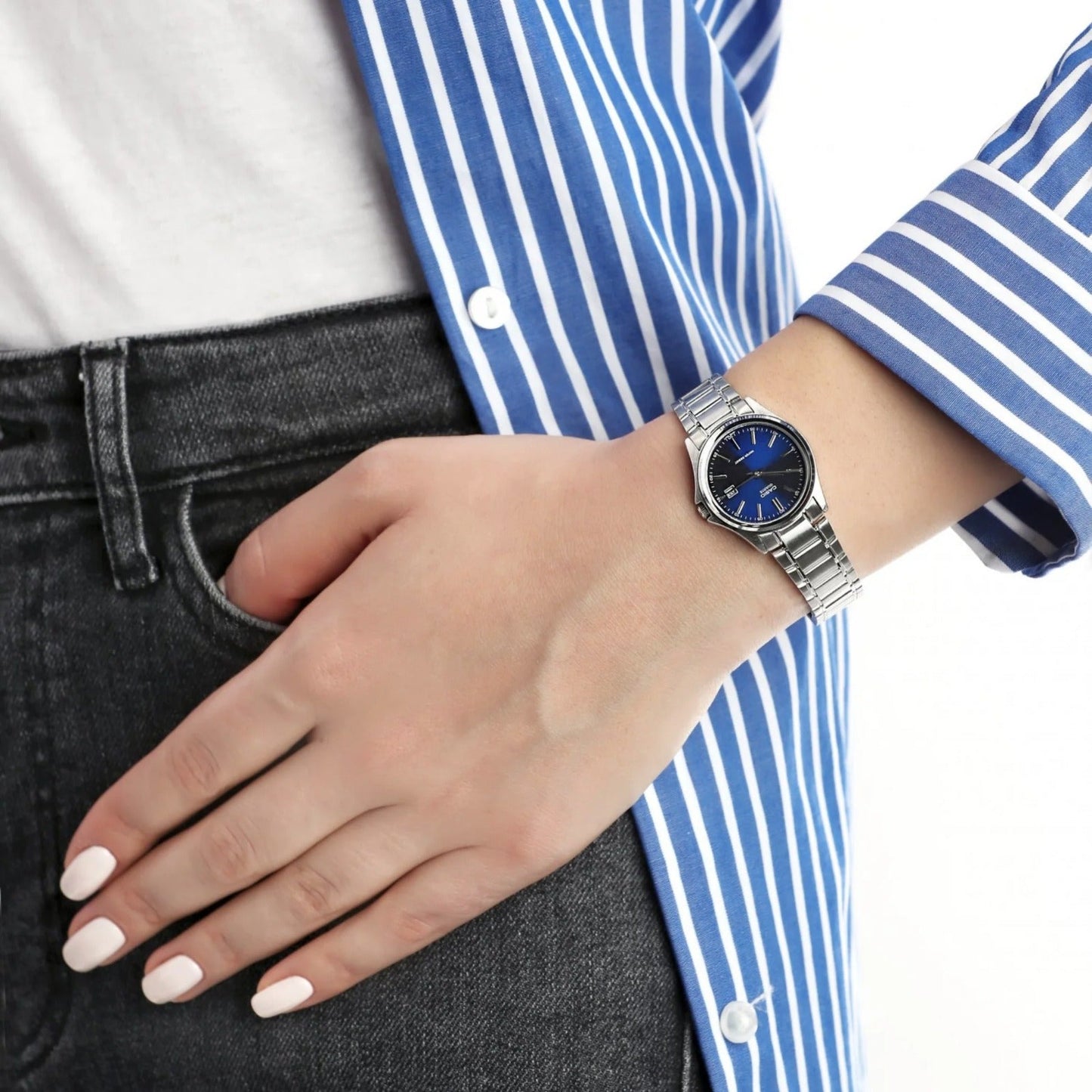 Reloj Casio LTP-1183A-2A Mujer - Análogo - Reloj Reloj Casio original | Compra en Relojchile Chile | Reloj Casio Chile | Reloj Reloj Chile - Reloj hombre chile - Reloj mujer chile - Reloj santiago - Reloj original chile - reloj elegante hombre - reloj casual mujer - reloj resistente al agua - reloj acero inoxidable - reloj deportivo hombre - tienda de relojes online chile