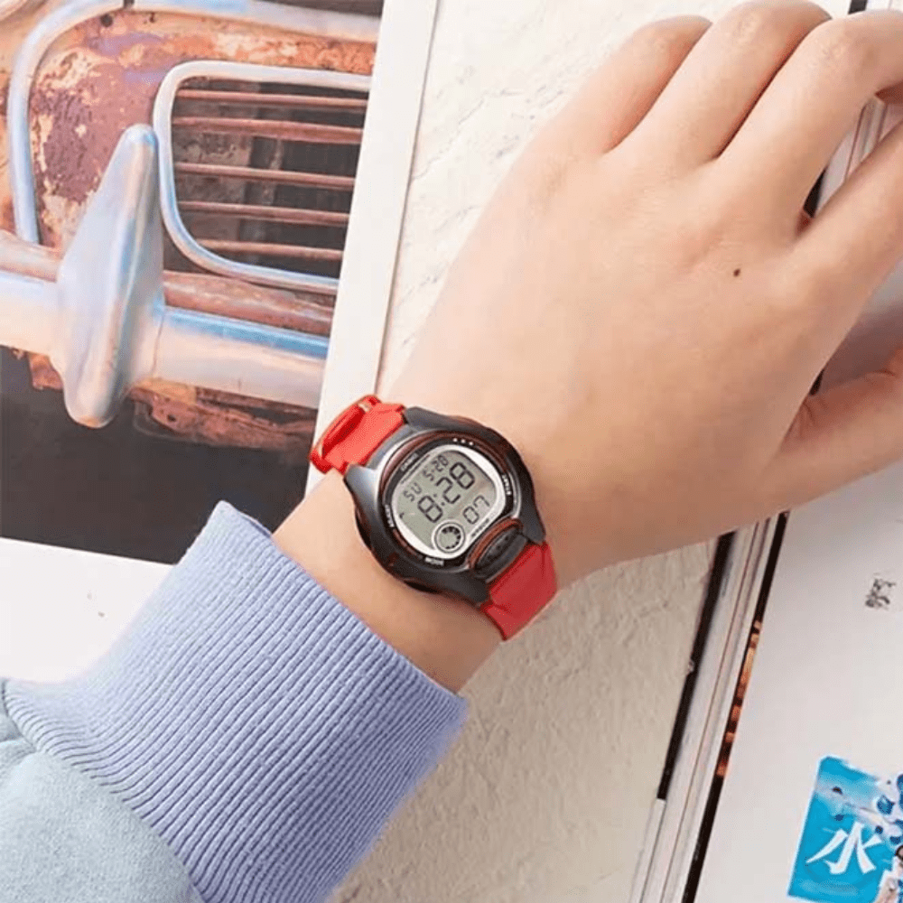 Reloj Casio LW-200-4AV Mujer - Digital - Reloj Reloj Casio original | Compra en Relojchile Chile | Reloj Casio Chile | Reloj Reloj Chile - Reloj hombre chile - Reloj mujer chile - Reloj santiago - Reloj original chile - reloj elegante hombre - reloj casual mujer - reloj resistente al agua - reloj acero inoxidable - reloj deportivo hombre - tienda de relojes online chile