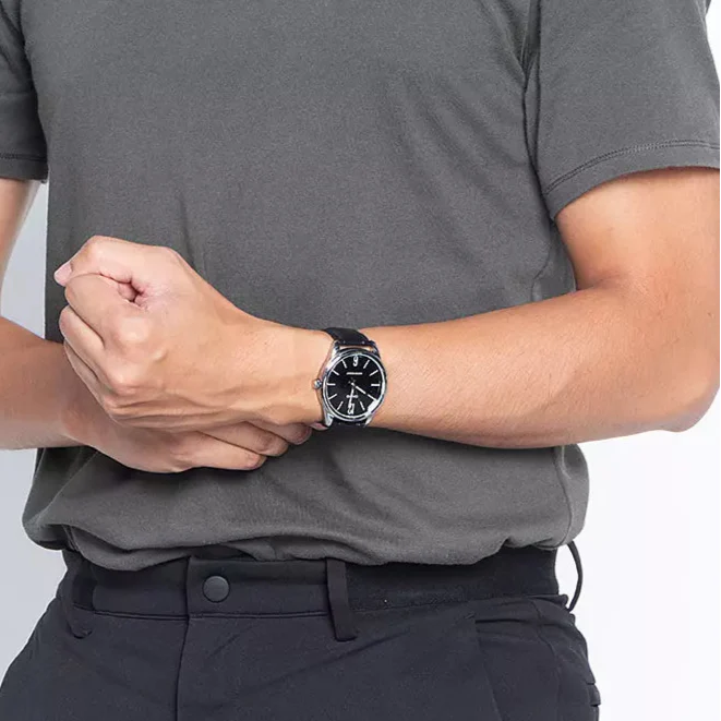 Reloj Casio MTP-V005L-1B Hombre - Análogo - Reloj Reloj Casio original | Compra en Relojchile Chile | Reloj Casio Chile | Reloj Reloj Chile - Reloj hombre chile - Reloj mujer chile - Reloj santiago - Reloj original chile - reloj elegante hombre - reloj casual mujer - reloj resistente al agua - reloj acero inoxidable - reloj deportivo hombre - tienda de relojes online chile