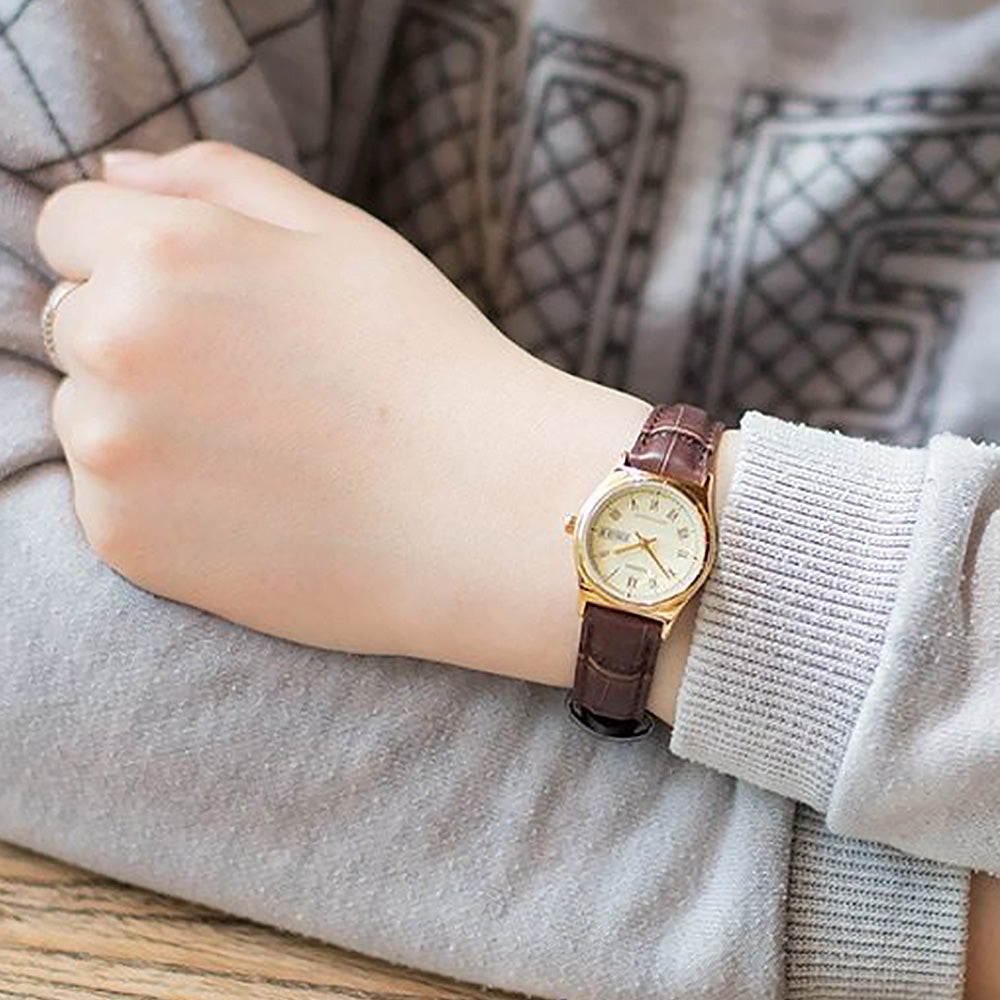 Reloj Casio LTP-V006GL-9B Mujer - Análogo - Reloj Reloj Casio original | Compra en Relojchile Chile | Reloj Casio Chile | Reloj Reloj Chile - Reloj hombre chile - Reloj mujer chile - Reloj santiago - Reloj original chile - reloj elegante hombre - reloj casual mujer - reloj resistente al agua - reloj acero inoxidable - reloj deportivo hombre - tienda de relojes online chile