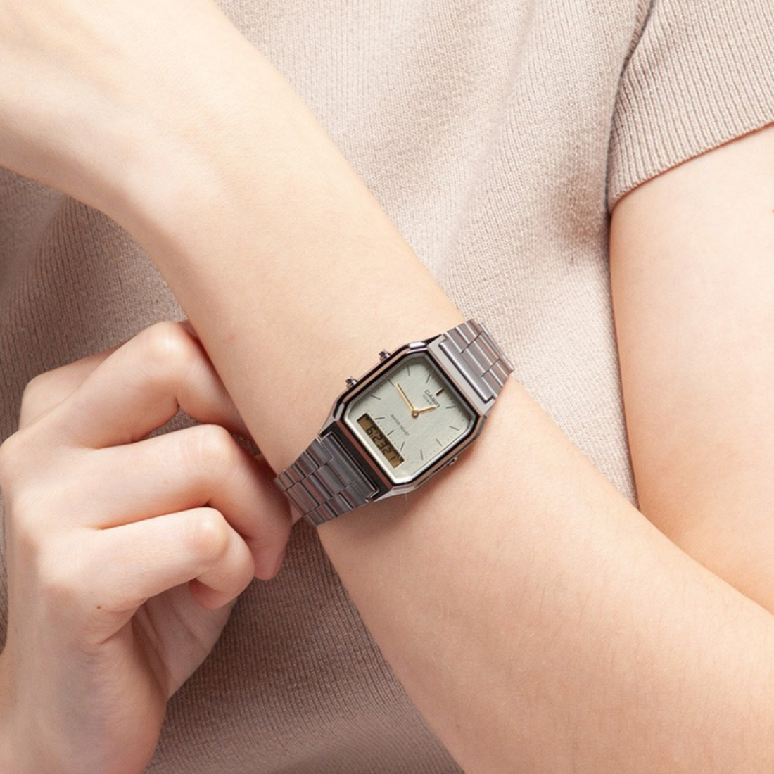 Reloj Casio AQ-230GG-9A Unisex - Análogo Digital - Reloj Reloj Casio original | Compra en Relojchile Chile | Reloj Casio Chile | Reloj Reloj Chile - Reloj hombre chile - Reloj mujer chile - Reloj santiago - Reloj original chile - reloj elegante hombre - reloj casual mujer - reloj resistente al agua - reloj acero inoxidable - reloj deportivo hombre - tienda de relojes online chile