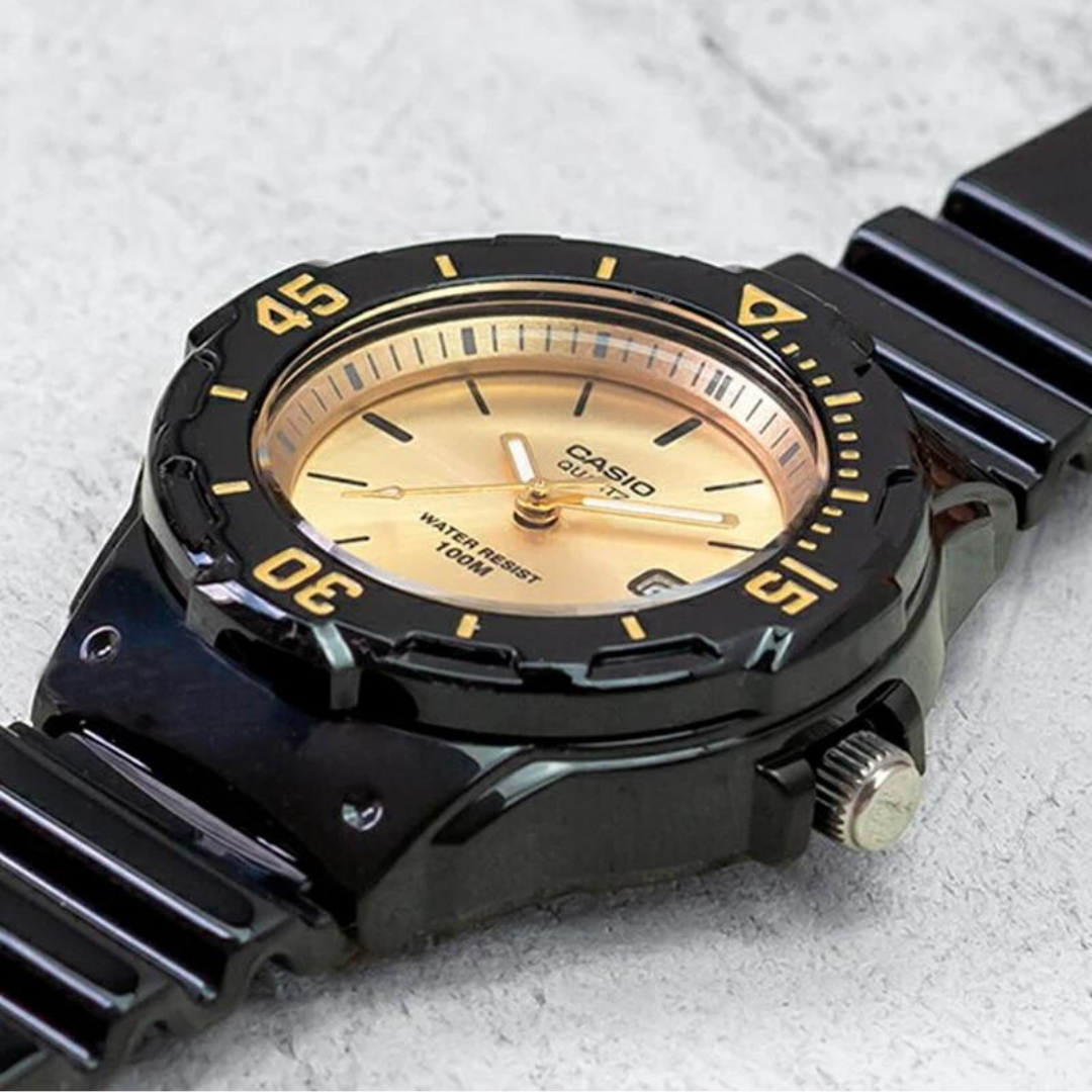 Reloj Casio LRW-200H-9EV Mujer - Análogo - Reloj Reloj Casio original | Compra en Relojchile Chile | Reloj Casio Chile | Reloj Reloj Chile - Reloj hombre chile - Reloj mujer chile - Reloj santiago - Reloj original chile - reloj elegante hombre - reloj casual mujer - reloj resistente al agua - reloj acero inoxidable - reloj deportivo hombre - tienda de relojes online chile