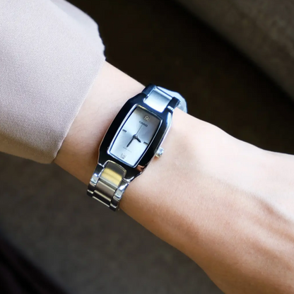 Reloj Casio LTP-1165A-7C2 Mujer - Análogo - Reloj Reloj Casio original | Compra en Relojchile Chile | Reloj Casio Chile | Reloj Reloj Chile - Reloj hombre chile - Reloj mujer chile - Reloj santiago - Reloj original chile - reloj elegante hombre - reloj casual mujer - reloj resistente al agua - reloj acero inoxidable - reloj deportivo hombre - tienda de relojes online chile