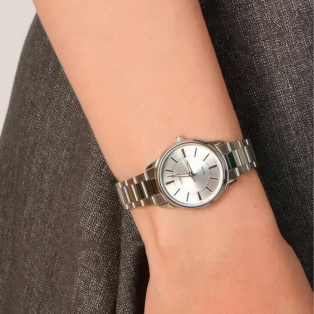 Reloj Casio LTP-1303D-7AV Mujer - Análogo - Reloj Reloj Casio original | Compra en Relojchile Chile | Reloj Casio Chile | Reloj Reloj Chile - Reloj hombre chile - Reloj mujer chile - Reloj santiago - Reloj original chile - reloj elegante hombre - reloj casual mujer - reloj resistente al agua - reloj acero inoxidable - reloj deportivo hombre - tienda de relojes online chile